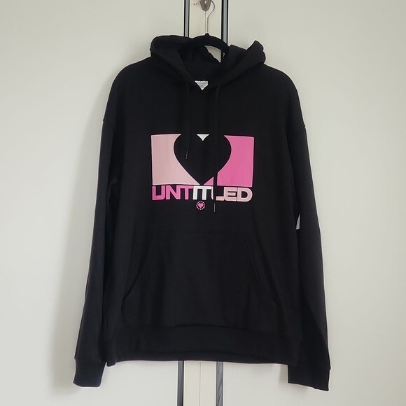 Designs Untitled UNTITLED Heart Hoodie Pullover long sleeve XL black multicolor - Picture 1 of 13